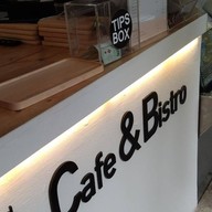 บรรยากาศ 2Fl Cafe&Bistro