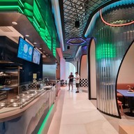 บรรยากาศ อิ่มหนำ The Unicorn