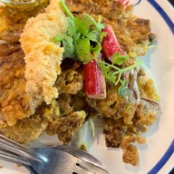 หอยทอดเจ๊ฮวย ตลาดริมน้ำกลางคืน