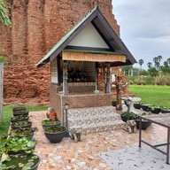 บรรยากาศ เจดีย์แเดง