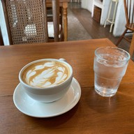 ดอกไม้ ประตู แจกัน พระราม 2