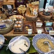 หอมรัญจวน ขนมไทย ต้นตำรับชลบุรี