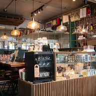 High Town คาเฟ่ แอนด์ คอมมูนิตี้