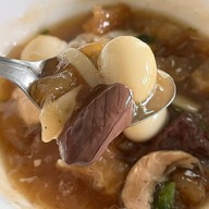 เมนูของร้าน เจ้จิ๋ม กระเพาะปลาตลาดบางรัก