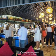 Dee Lite bar & restaurant