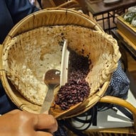 เมนูของร้าน The Local by Oam Thong Thai Cuisine