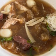 เมนูของร้าน เจ้จิ๋ม กระเพาะปลาตลาดบางรัก