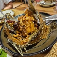 เมนูของร้าน The Local by Oam Thong Thai Cuisine