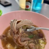 เมนูของร้าน ต้มเลือดหมูป้าน้อย