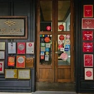 หน้าร้าน The Local by Oam Thong Thai Cuisine