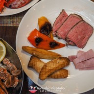 Dee Lite bar & restaurant