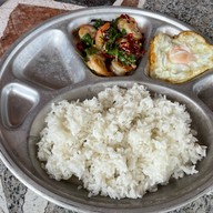 ร้านน้าฑาอาหารตามสั่ง ก๋วยเตี๋ยวชาบู
