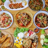 แซ่บนัวร์ ครัวริมคลอง