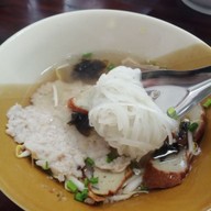 เมนูของร้าน โอเคเจ้าเก่า (เปงฮก) บะหมี่เกี๊ยว