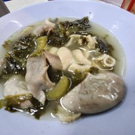 เมนูของร้าน ข้าวขาหมูเฮียอ้วน บุคคโล