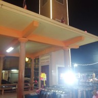 บรรยากาศ หอนาฬิกา เมืองนครพนม