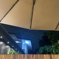 เดอะทรี แคมปิ้ง เอกมัย