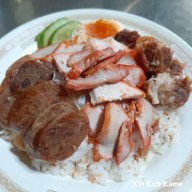 เมนูของร้าน ข้าวหมูแดง นายโอว เจ้าเก่า นครสนุก  เยาวราช ซอย 23