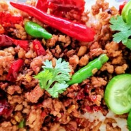 อรุณีข้าวผัดปู อยู่ดี4