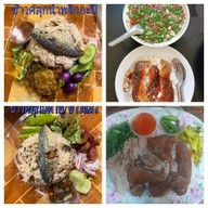 ข้าวคลุกน้ำพริก&ข้าวขาหมู&ข้าวไข่เจียว&ข้าวปลาแกะและขนมหวานร้านสองวา ตลาดโรงสี