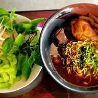 ส้มตำแซ่บนัวร์ ตลาดบริบูรณ์