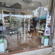 หน้าร้าน CORNER ROOM.cafe -