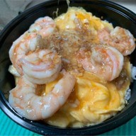 ข้าวไข่ข้นครัวคุณเหมียว หมู่บ้านปาริฉัตร( กลางซอย)