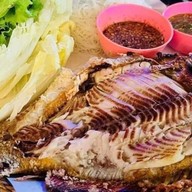 ครัวสะแตกหม่าล่า&บ้านปลาเผา ปราจีนบุรี