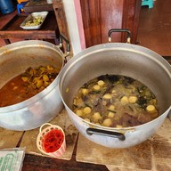เมนูของร้าน เล้งข้าวแกง