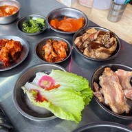 Susu Korean B.b.q. บางแสน