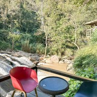 River rock cafe hill Sine 2020