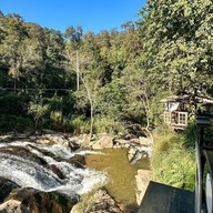 River rock cafe hill Sine 2020