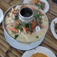 เมนูของร้าน ตำนายหนวด