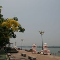 บรรยากาศ ริมแม่น้ำโขง นครพนม