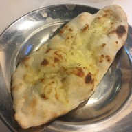 ฌาบีบี เฮ้าส์ จุฬา12  สวนหลวงสแควร์