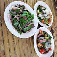 เมนูของร้าน ตำนายหนวด