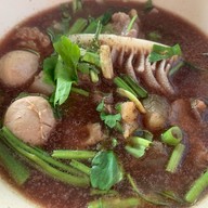 เมนูของร้าน ก๋วยเตี๋ยวเนื้อป้าลูด ซ.7 บ้านสวน ชลบุรี