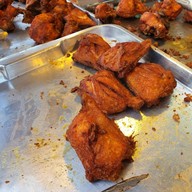 ซอฟียา ไก่ทอด ข้าวหมก ไก่กอเเละ