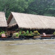 เรือนแพ ริเวอร์แคว จังเกิลราฟท์