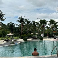 โรงแรมอีสตินธนาซิตี้ กอล์ฟรีสอร์ท กรุงเทพ