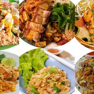 ม๊าอุ๋ย หม่าล่า & หม่าล่าทั่ง & ข้าวหน้าไก่ย่างซอสแดง ตลาดนัดทางรถไฟทางเข้าเยื่องบิ๊กซี