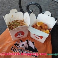 Lucky Panda (American Chinese Eatery) อโศก