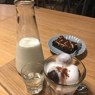 We Cottage บางแสน