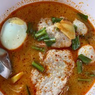 เมนูของร้าน ก๋วยเตี๋ยวบ้านย่าชุม