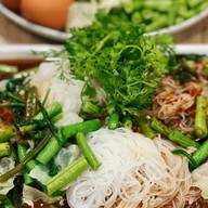 น้ำพริกสามสาวตลาดสินทรัพย์ปทุม