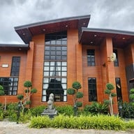 The Mountain Deer View Lodge & Hashery บ้านมุง