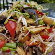 Golden Myanmar Restaurant สาขาพัทยาใต้