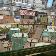 BUTTY BUTTY  Sandwich And Western food สาขารัชดาซอย3