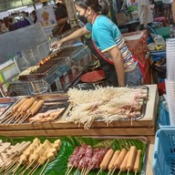 Pt ปิ้งย่างหม่าล่า @สวนหมาก ตลาดสวนหมาก