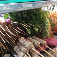 ลูกชิ้นปิ้งแม็คโครบางพลี เลิกแล้ว แล้วย้ายที่ใหม่ค่ะ สั่งได้ค่ะ แหลมใหญ่ลูกชิ้นหมู ย้่ายจากแม็คโครบางพลี มาที่ใหม่ค่ะ